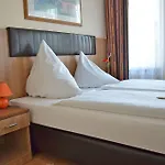 Sophien Hotel 4*