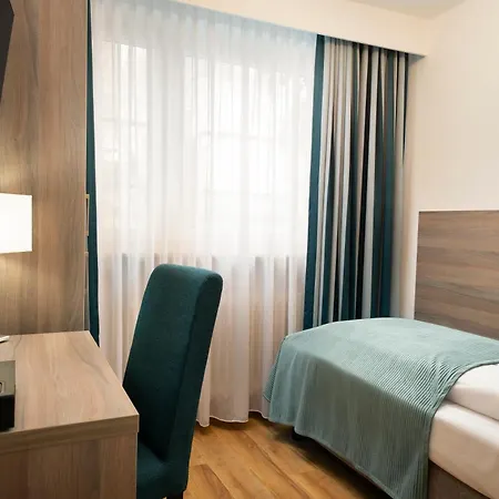 Sophien Hotel 4*