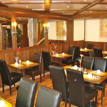 Sophien Hotel 4*